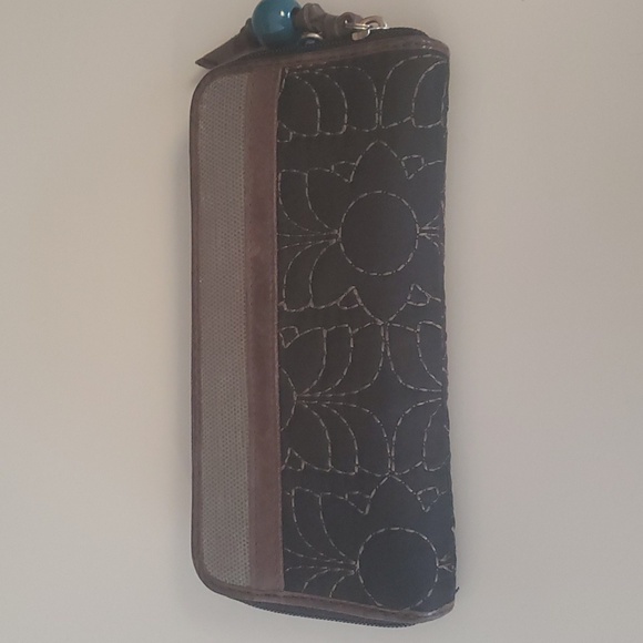 Fossil Key Per Quilted Wallet - Picture 2 of 6